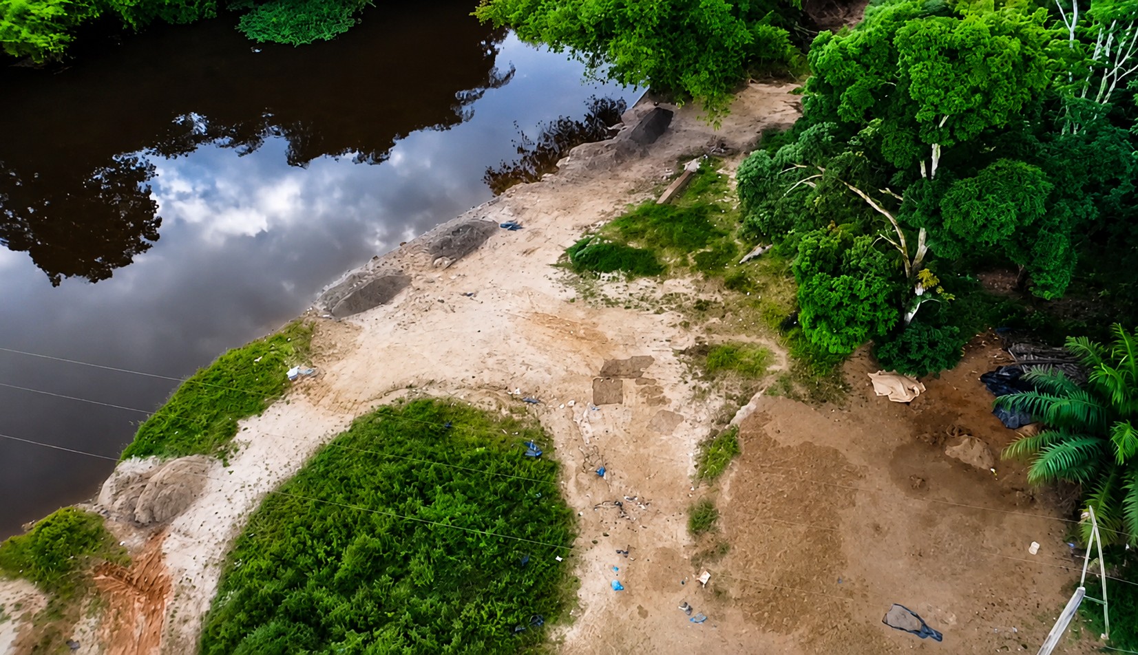Terrain projet GRAND-LAHOU